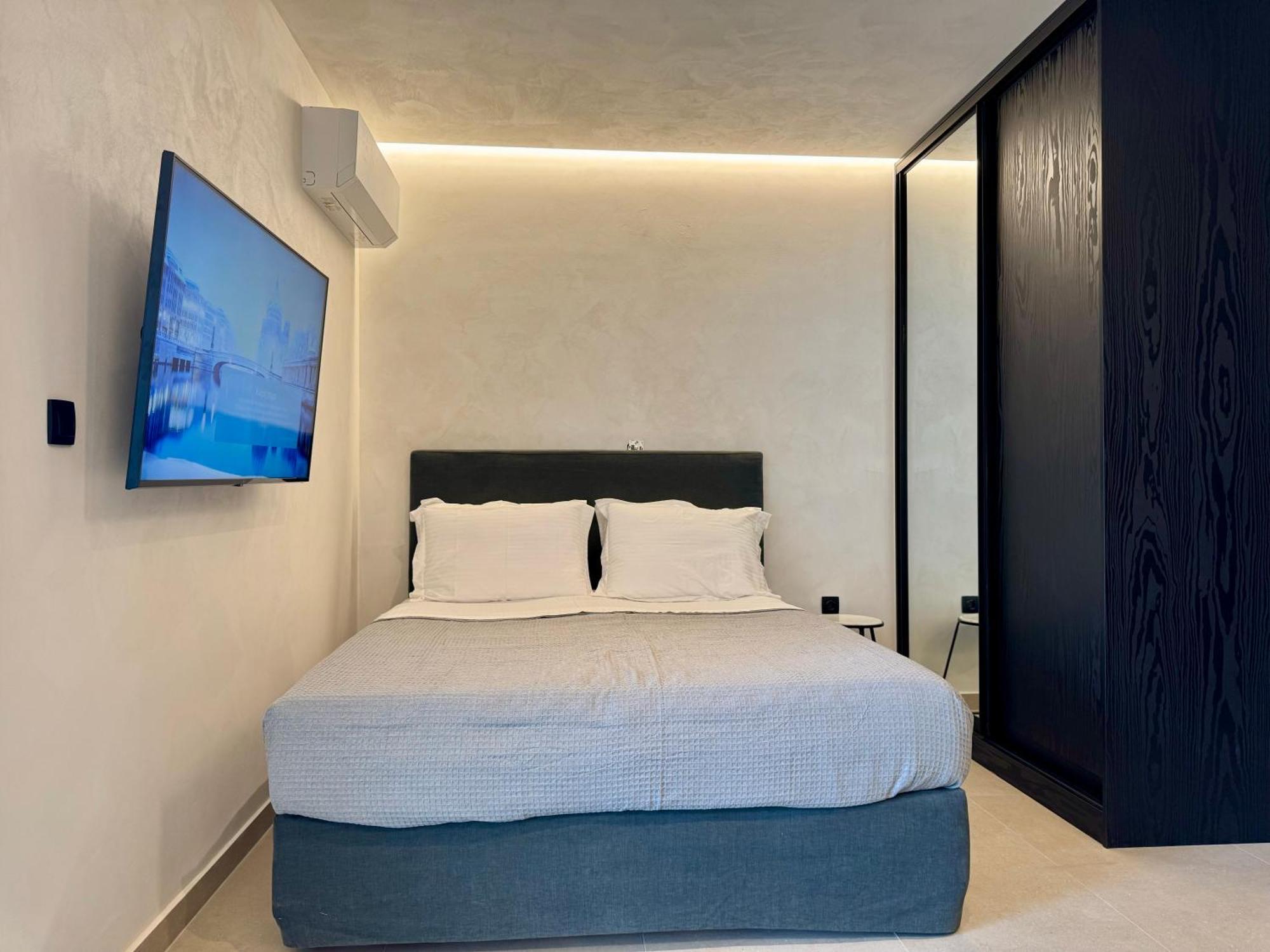24k Luxury Near The Apartment